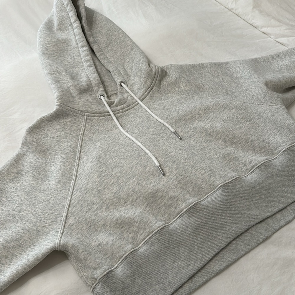 Abercrombie & Fitch softAF MAX 90s Cropped Popover Hoodie (Medium)